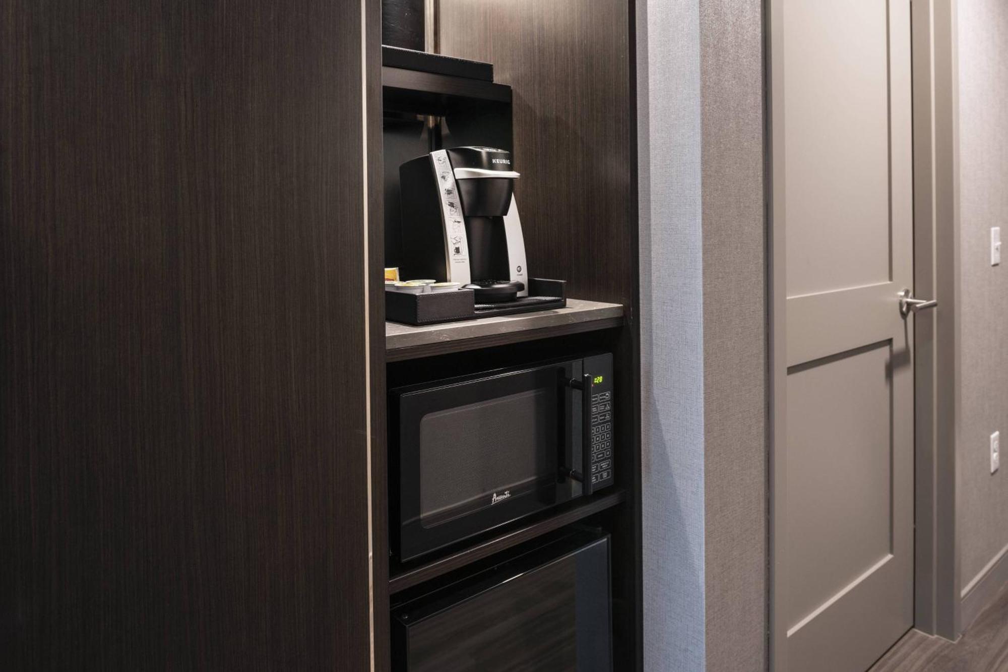 Fairfield Inn & Suites By Marriott Boston Logan Airport/Chelsea Exteriör bild